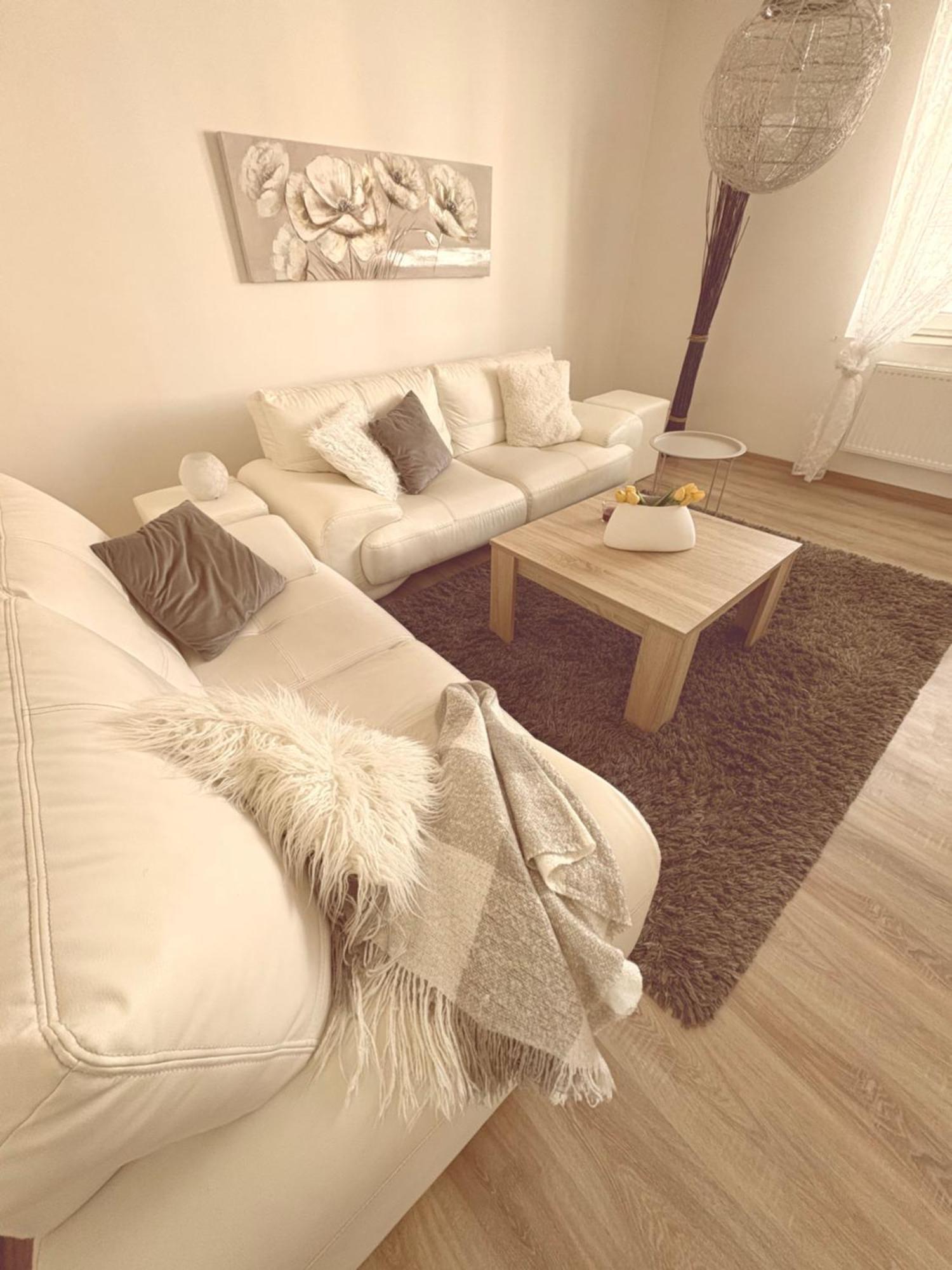 אוסטרבה Trio Apartments מראה חיצוני תמונה